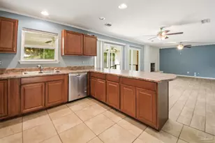 41 N 71st Ave, Pensacola, FL 32506 - Photo 13