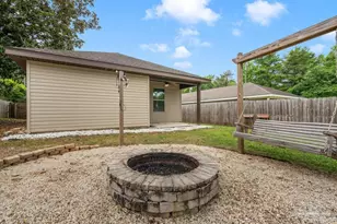 3714 Diamond St, Pace, FL 32571 - Photo 25