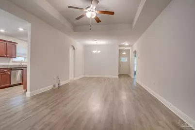 8810 Derby Ln, Pensacola, FL 32534 - Photo 3