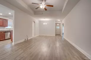 8810 Derby Ln, Pensacola, FL 32534 - Photo 3