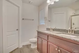 8810 Derby Ln, Pensacola, FL 32534 - Photo 9