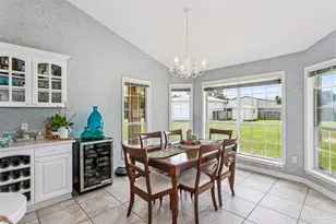 1423 Sound Retreat Dr, Navarre, FL 32566 - Photo 13