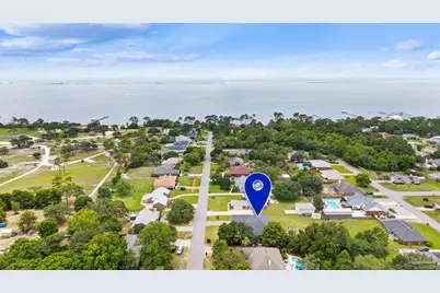 1423 Sound Retreat Dr, Navarre, FL 32566 - Photo 35