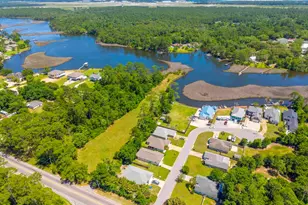 724 Landing Ln, Pensacola, FL 32507 - Photo 47