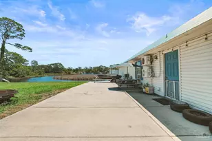 724 Landing Ln, Pensacola, FL 32507 - Photo 41