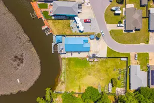 724 Landing Ln, Pensacola, FL 32507 - Photo 3