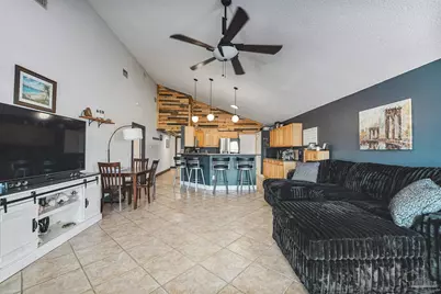 724 Landing Ln, Pensacola, FL 32507 - Photo 9
