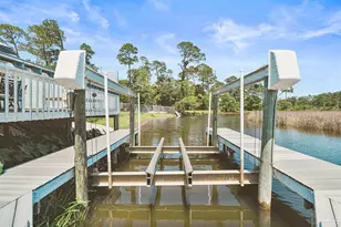 724 Landing Ln, Pensacola, FL 32507 - Photo 39