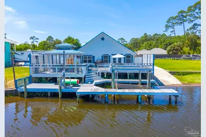 724 Landing Ln, Pensacola, FL 32507 - Photo 5