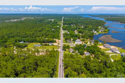 724 Landing Ln, Pensacola, FL 32507 - Photo 49
