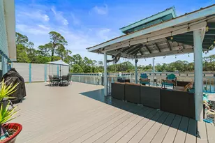 724 Landing Ln, Pensacola, FL 32507 - Photo 33