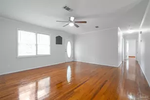 118 Czar Ln, Pensacola, FL 32503 - Photo 5