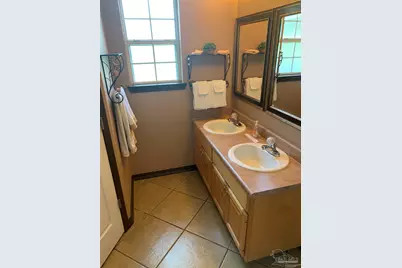 4314 Quiet Ct, Gulf Breeze, FL 32563 - Photo 11