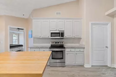 3370 Pitcher Plant Cir, Pensacola, FL 32506 - Photo 9