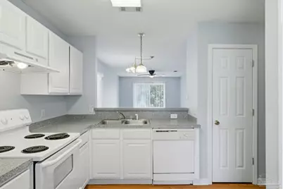 1076 Antigua Cir, Pensacola, FL 32506 - Photo 7