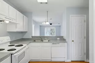1076 Antigua Cir, Pensacola, FL 32506 - Photo 7