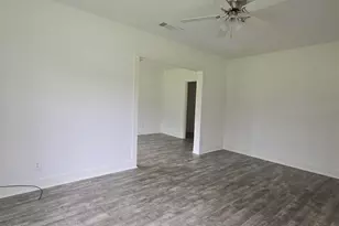 210 S 2nd St, Pensacola, FL 32507 - Photo 9