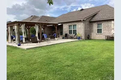2437 Okatie Ln, Cantonment, FL 32533 - Photo 9