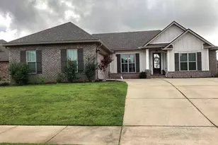 2437 Okatie Ln, Cantonment, FL 32533 - Photo 3
