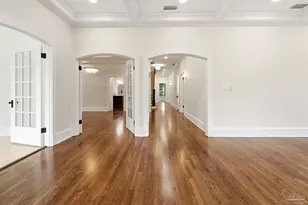 1015 N Reus St, Pensacola, FL 32501 - Photo 11