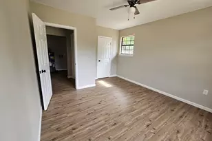 5330 Jenny Cir, Pace, FL 32571 - Photo 7