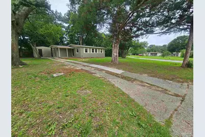 98 S Madison Dr, Pensacola, FL 32505 - Photo 3