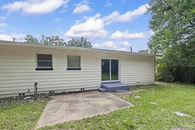 908 Blue Springs Dr, Pensacola, FL 32505 - Photo 37