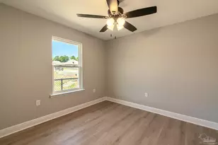 4633 Sago Palm Cir, Milton, FL 32571 - Photo 15