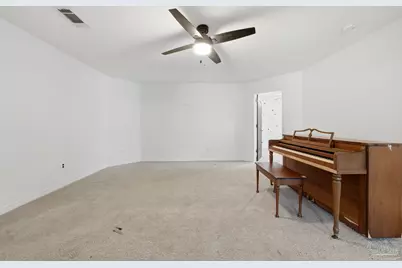 5860 Arch Ave, Pensacola, FL 32526 - Photo 15