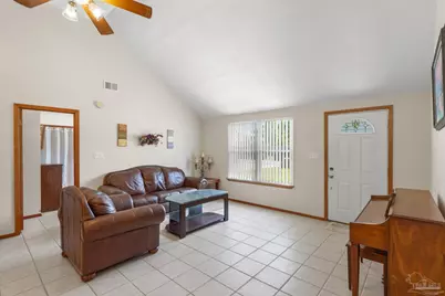 1929 Williams Creek Dr, Navarre, FL 32566 - Photo 7