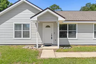 1929 Williams Creek Dr, Navarre, FL 32566 - Photo 3