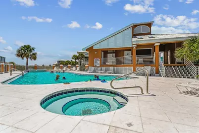 7660 Key West Dr, Navarre Beach, FL 32566 - Photo 17
