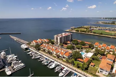 301 Port Royal Way #301, Pensacola, FL 32502 - Photo 45