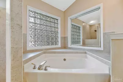 1175 Mary Kate Dr, Gulf Breeze, FL 32563 - Photo 33