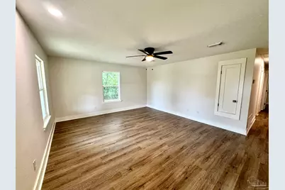424 Front St, Century, FL 32535 - Photo 41