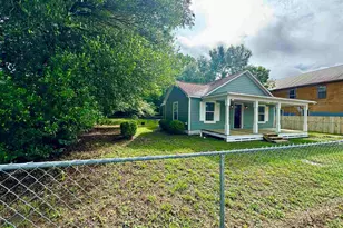 424 Front St, Century, FL 32535 - Photo 3