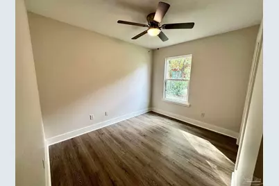 424 Front St, Century, FL 32535 - Photo 29