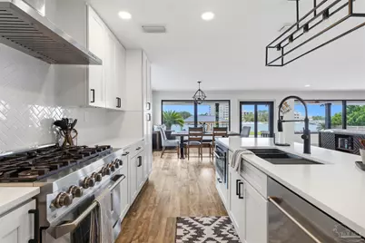 13905 Canal Dr, Pensacola, FL 32507 - Photo 5