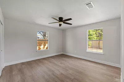 601 E Scott St, Pensacola, FL 32503 - Photo 15