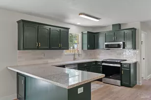 601 E Scott St, Pensacola, FL 32503 - Photo 9