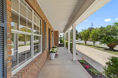 601 E Scott St, Pensacola, FL 32503 - Photo 5