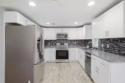 8652 Mayflower Ave, Pensacola, FL 32534 - Photo 9