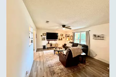 4700 Dean Dr, Pace, FL 32571 - Photo 7