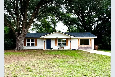 4700 Dean Dr, Pace, FL 32571 - Photo 1