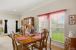 2092 Pritchard Point Dr, Navarre, FL 32566 - Photo 15