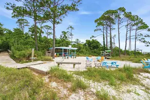 2092 Pritchard Point Dr, Navarre, FL 32566 - Photo 7