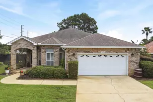 2092 Pritchard Point Dr, Navarre, FL 32566 - Photo 1