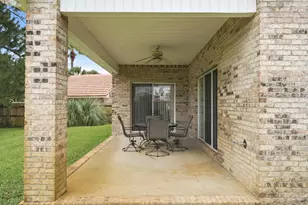 2092 Pritchard Point Dr, Navarre, FL 32566 - Photo 37