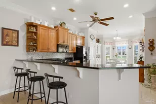 2092 Pritchard Point Dr, Navarre, FL 32566 - Photo 21