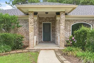 9318 Lucian Ct, Navarre, FL 32566 - Photo 5
